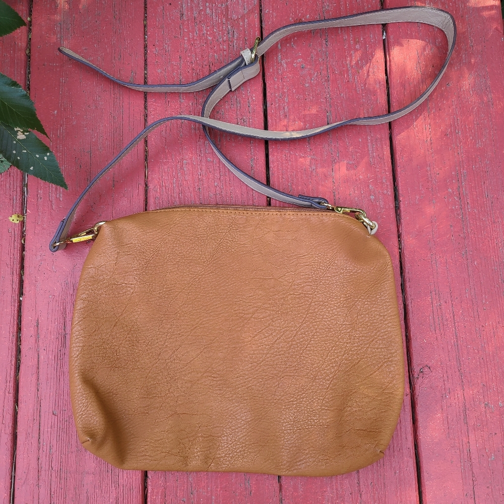Women's Tan & Brown Crossbody Messenger Bag